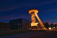 L&uuml;ntec F&ouml;rderturm Industriefotografie Ruhrgebiet Nachtfotografie Bergbau Fotograf L&uuml;nen TFP Shooting Pottblitz